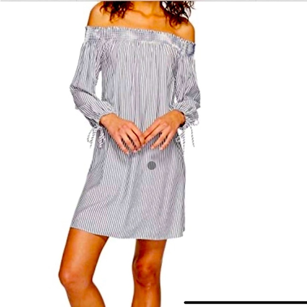 Cutest dress size M worn once, excellent condition size M